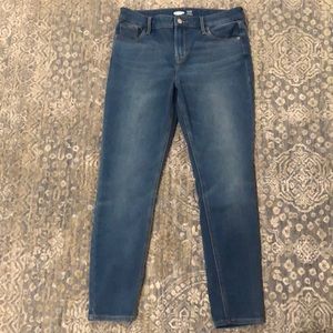 Old Navy Rockstar Sculpt Jeans